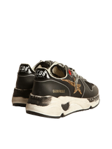 GOLDEN GOOSE