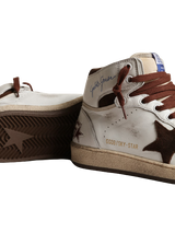 GOLDEN GOOSE