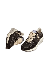 GOLDEN GOOSE