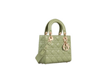 CHRISTIAN DIOR
