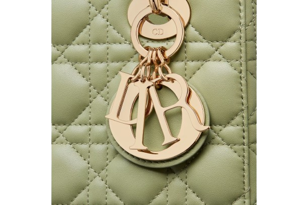 CHRISTIAN DIOR