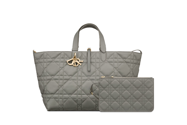 CHRISTIAN DIOR