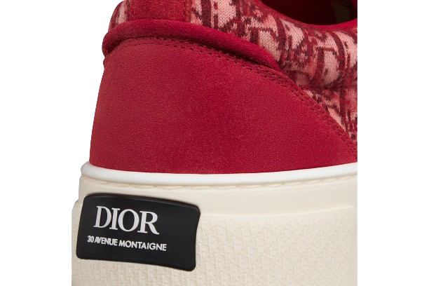 CHRISTIAN DIOR