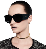 CHRISTIAN DIOR