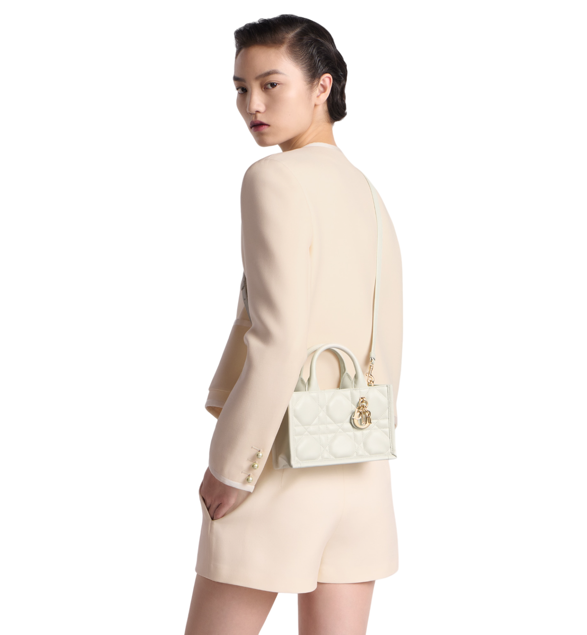 CHRISTIAN DIOR