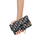CHRISTIAN DIOR