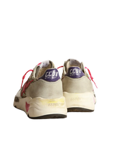 GOLDEN GOOSE