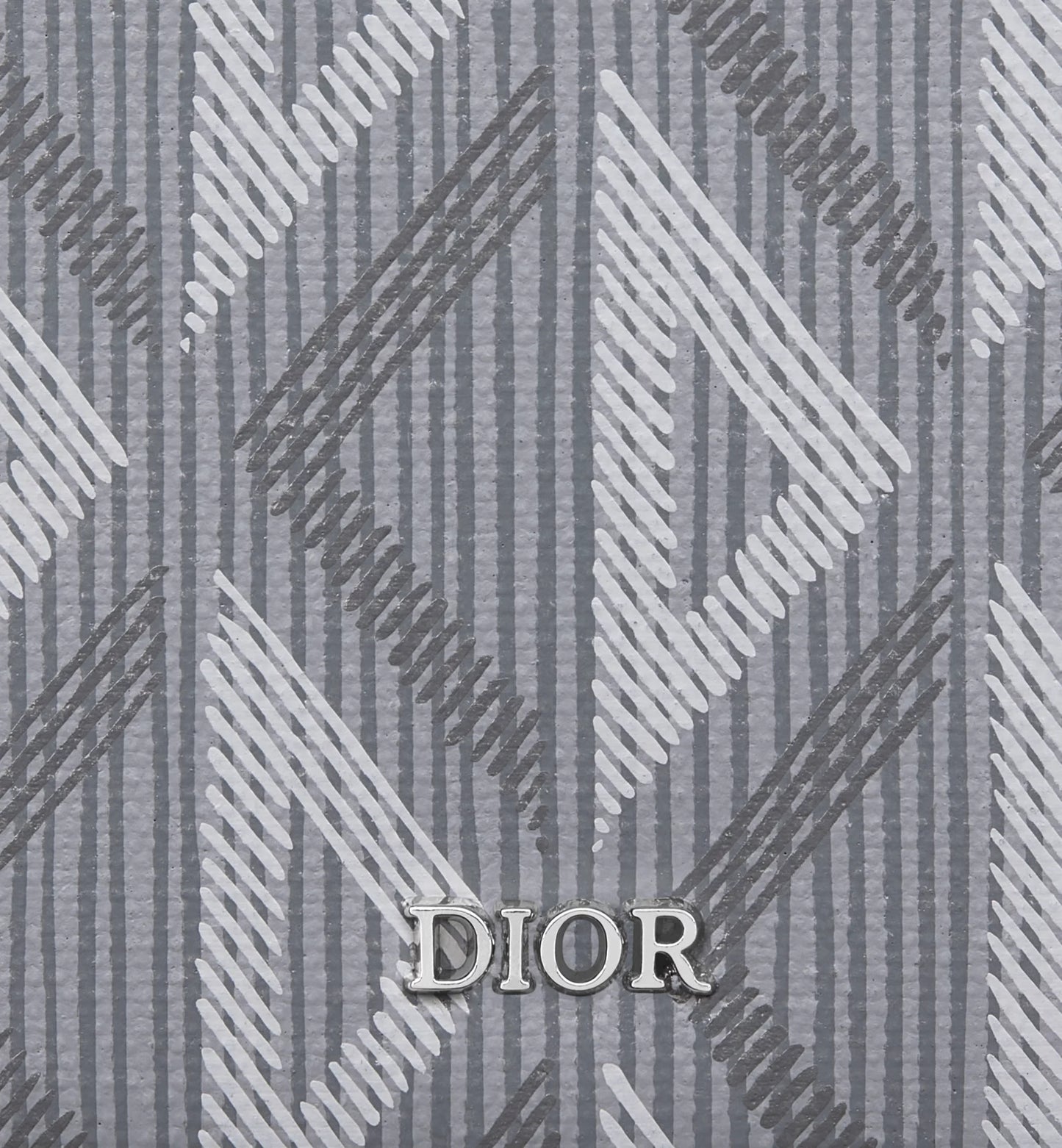 CHRISTIAN DIOR