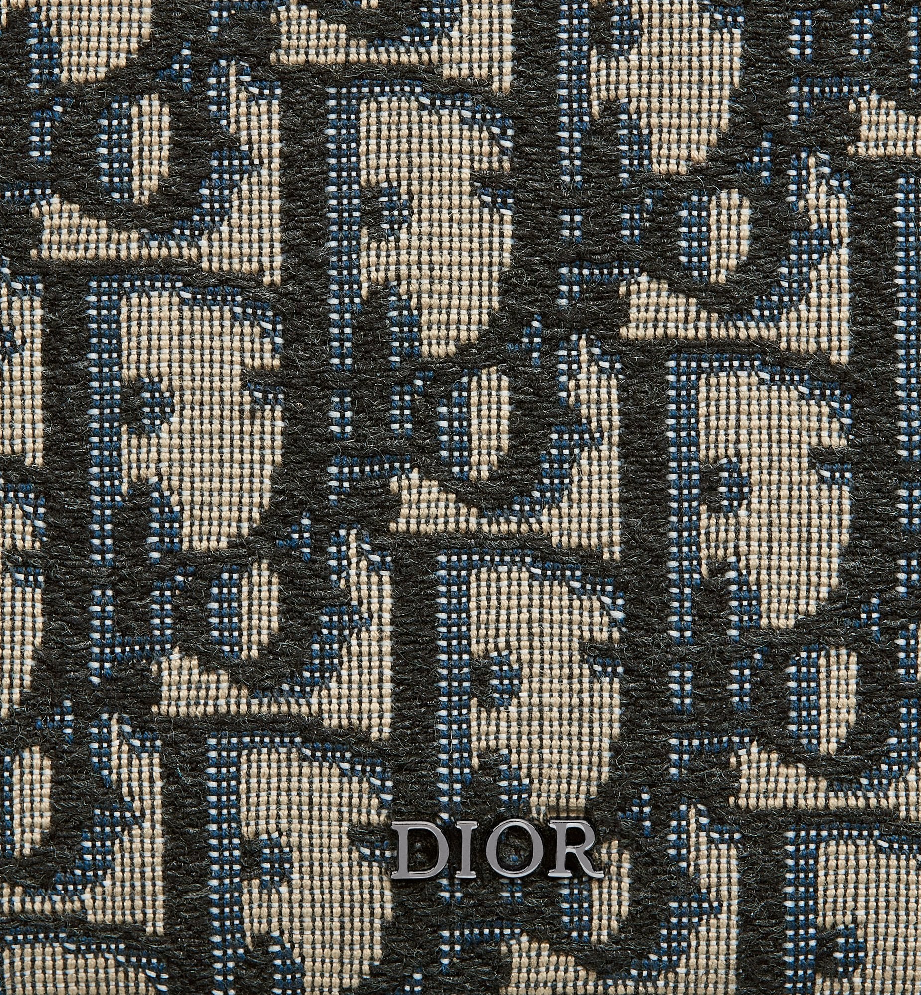 CHRISTIAN DIOR