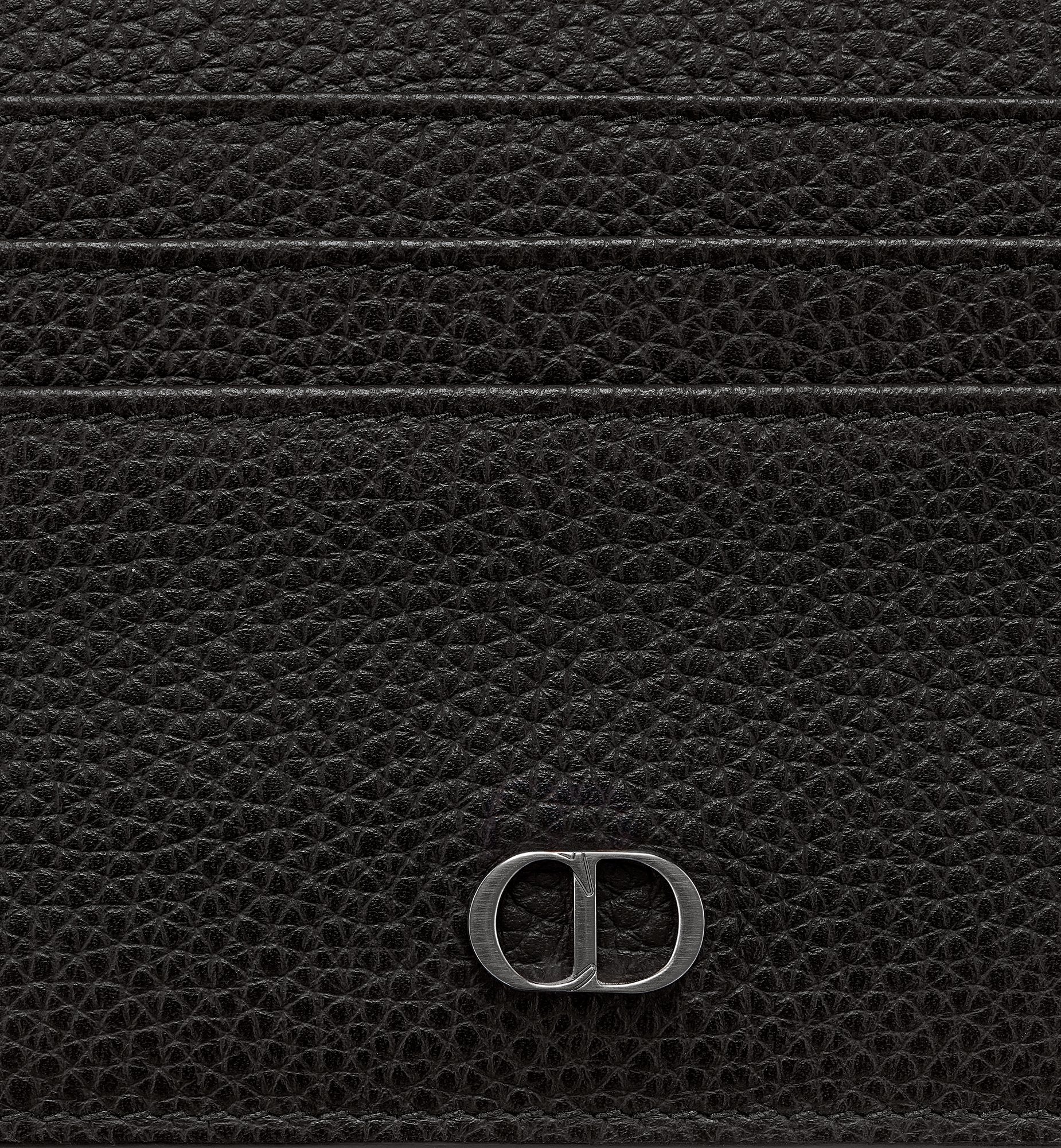 CHRISTIAN DIOR
