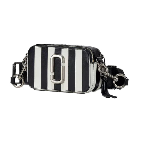 MARC JACOBS