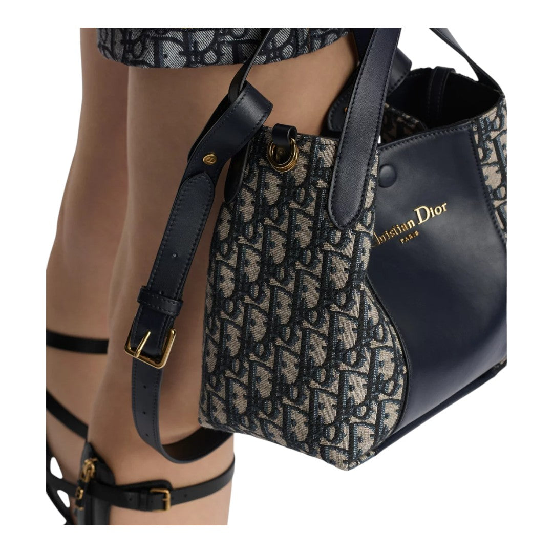 CHRISTIAN DIOR