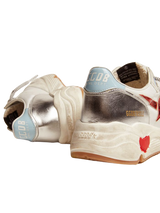 GOLDEN GOOSE