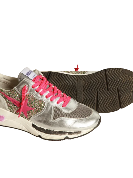 GOLDEN GOOSE
