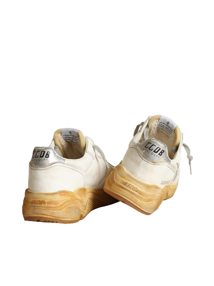 GOLDEN GOOSE