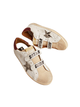 GOLDEN GOOSE