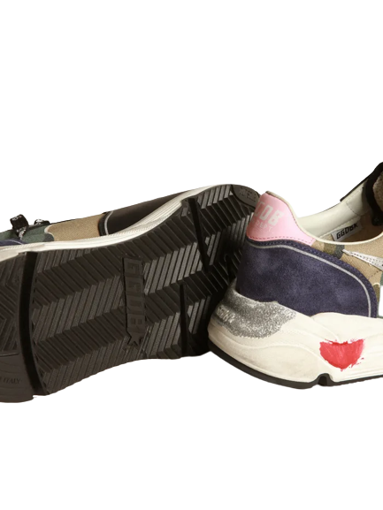 GOLDEN GOOSE