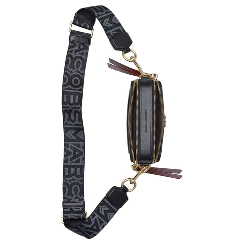 MARC JACOBS