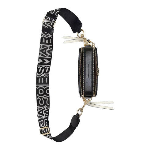 MARC JACOBS
