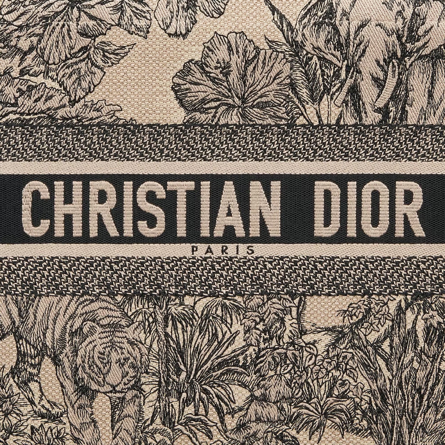 DIOR