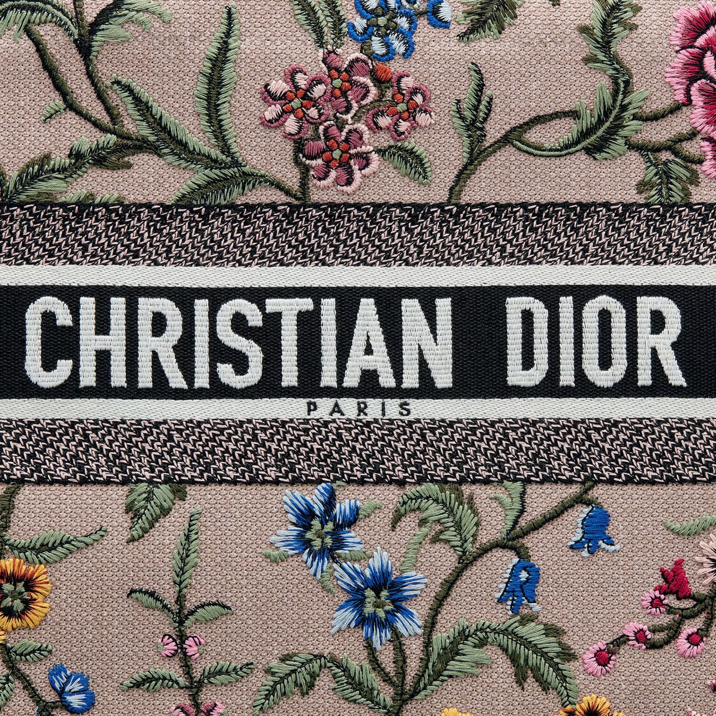 DIOR