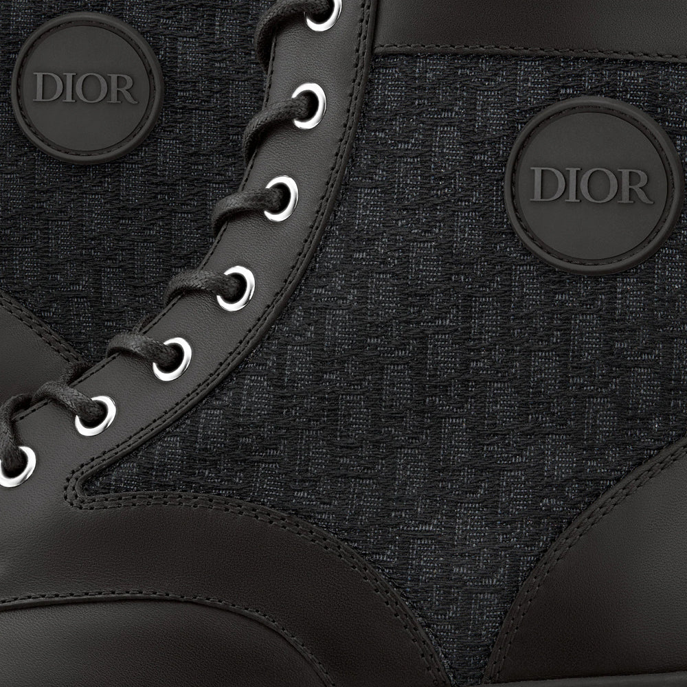 CHRISTIAN DIOR