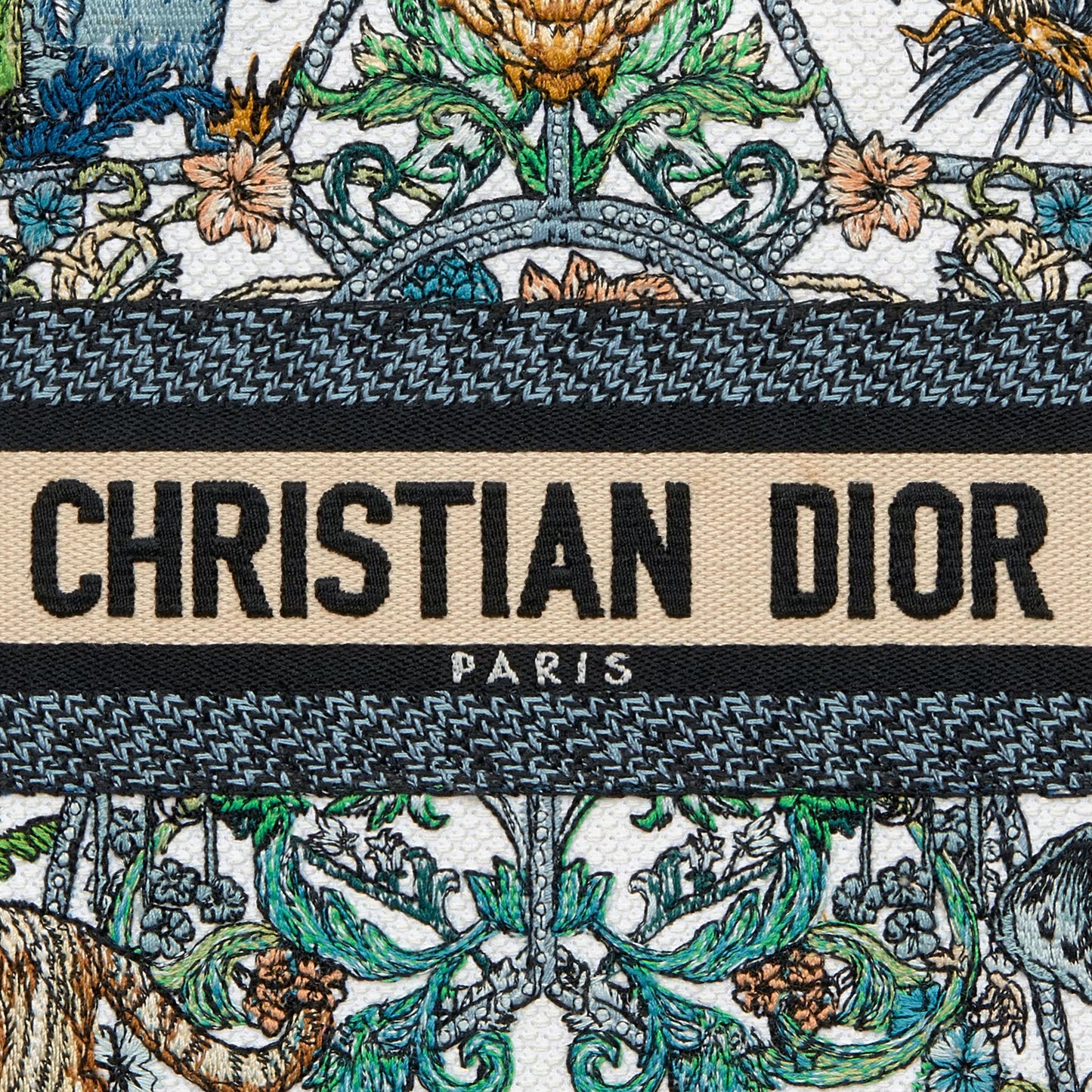 DIOR