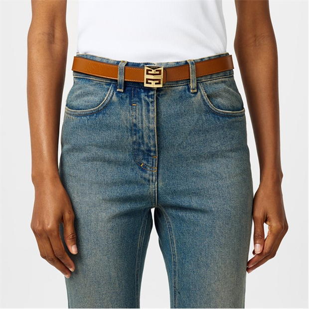 GIVENCHY