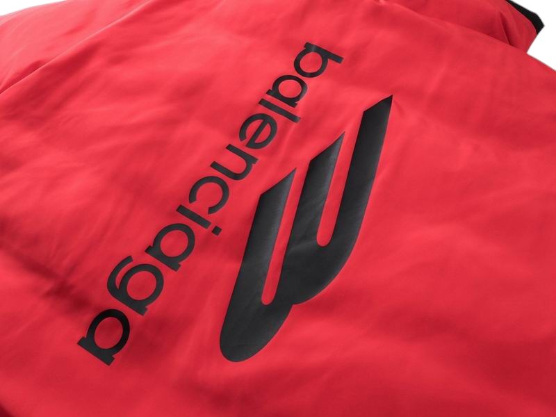 BALENCIAGA