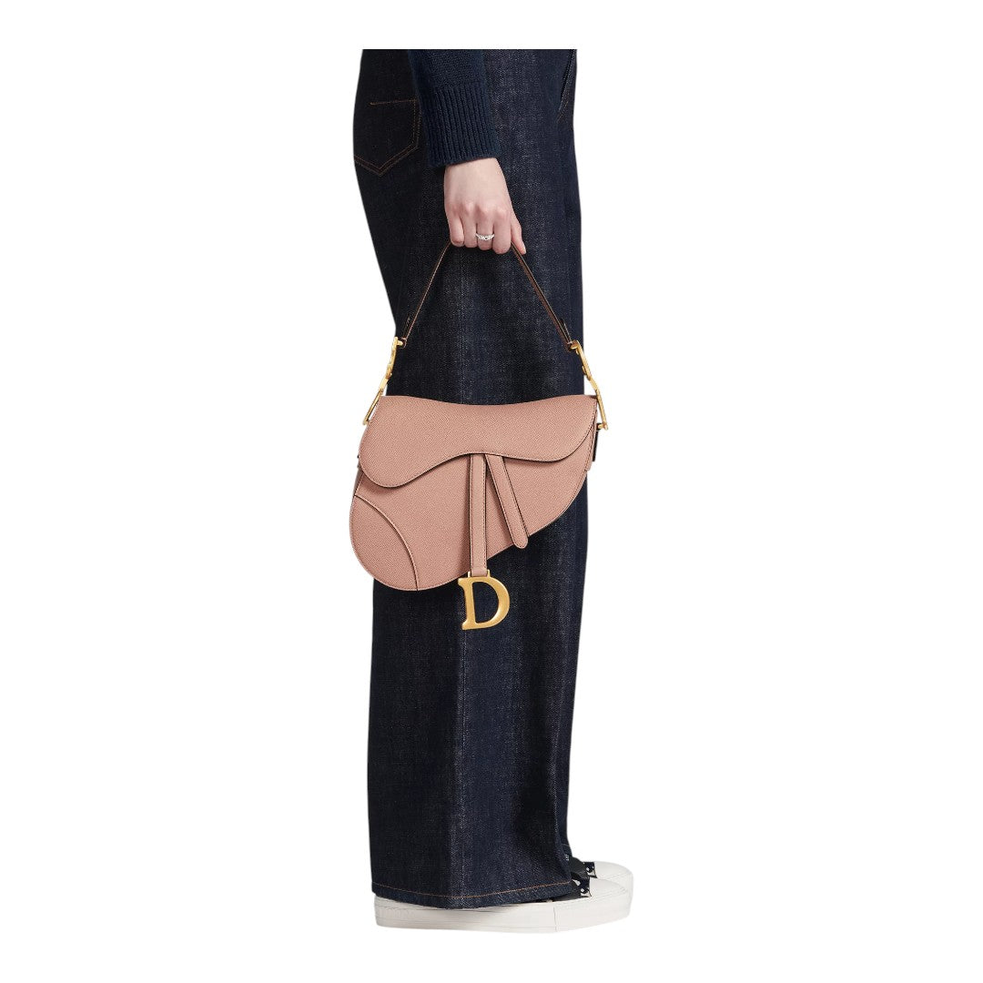 CHRISTIAN DIOR