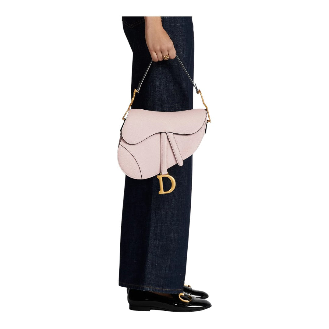 CHRISTIAN DIOR