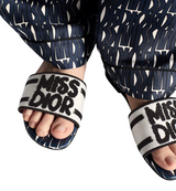 CHRISTIAN DIOR