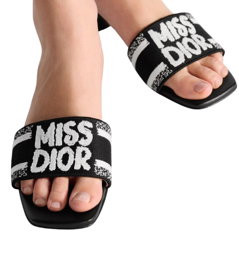 CHRISTIAN DIOR
