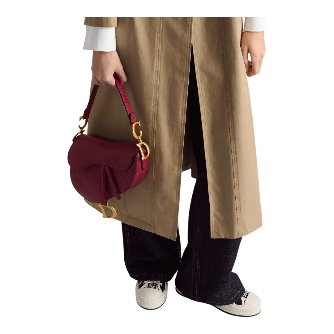 CHRISTIAN DIOR