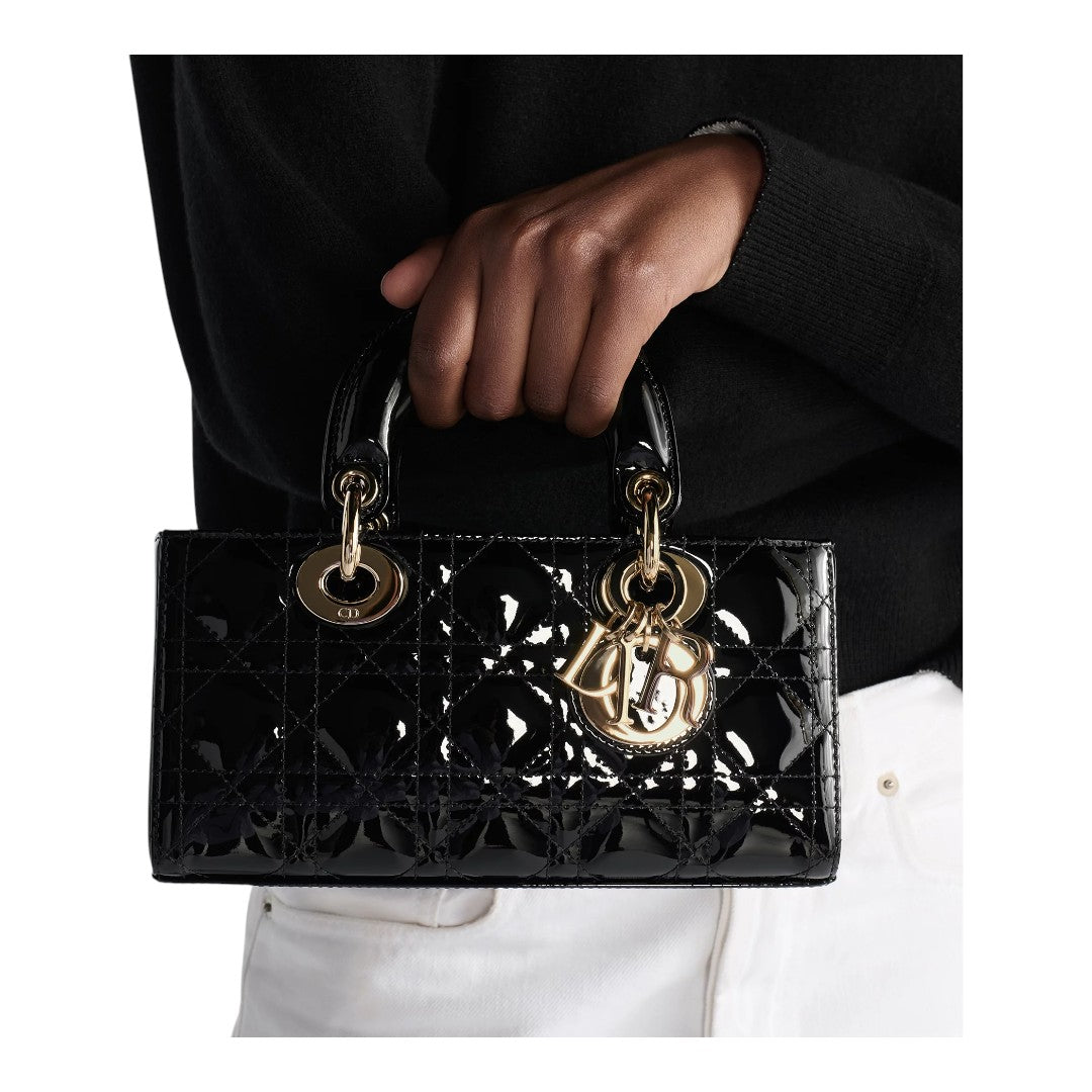 CHRISTIAN DIOR