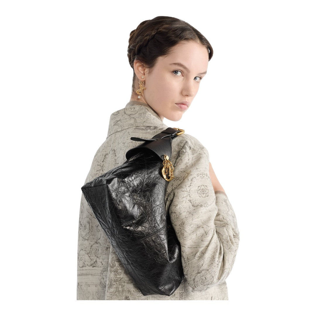 CHRISTIAN DIOR