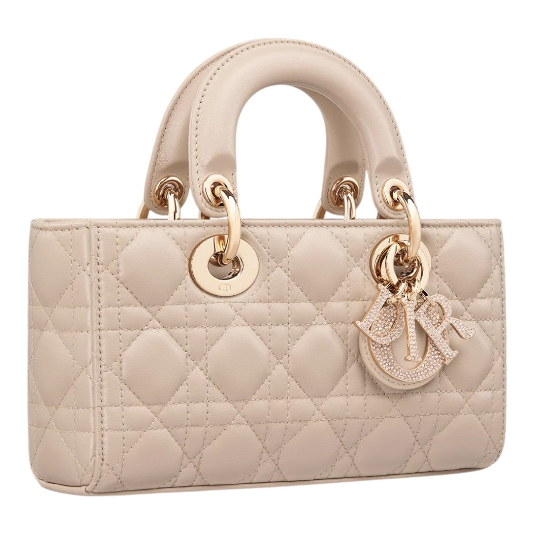 CHRISTIAN DIOR