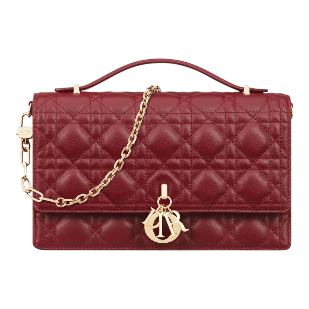 CHRISTIAN DIOR