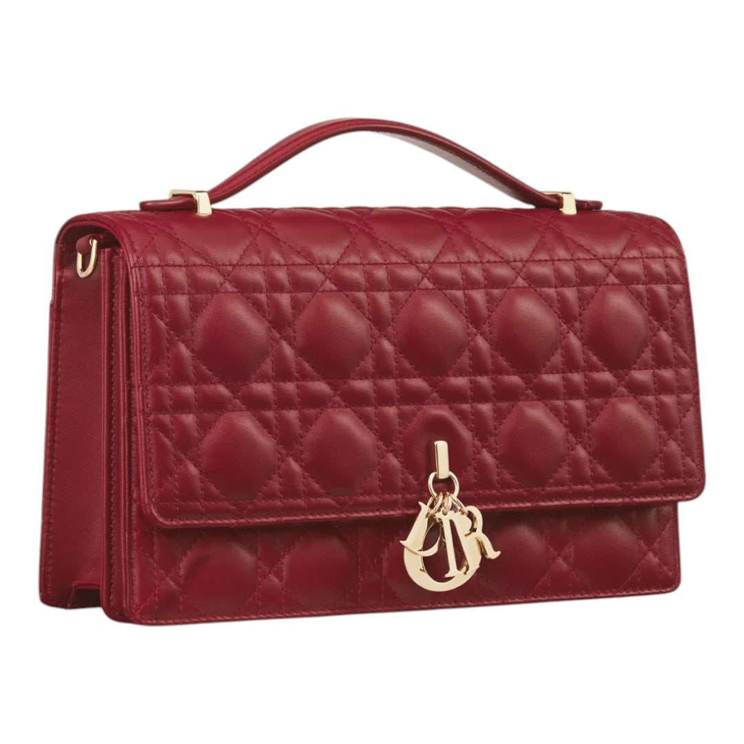 CHRISTIAN DIOR