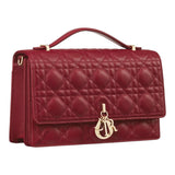CHRISTIAN DIOR