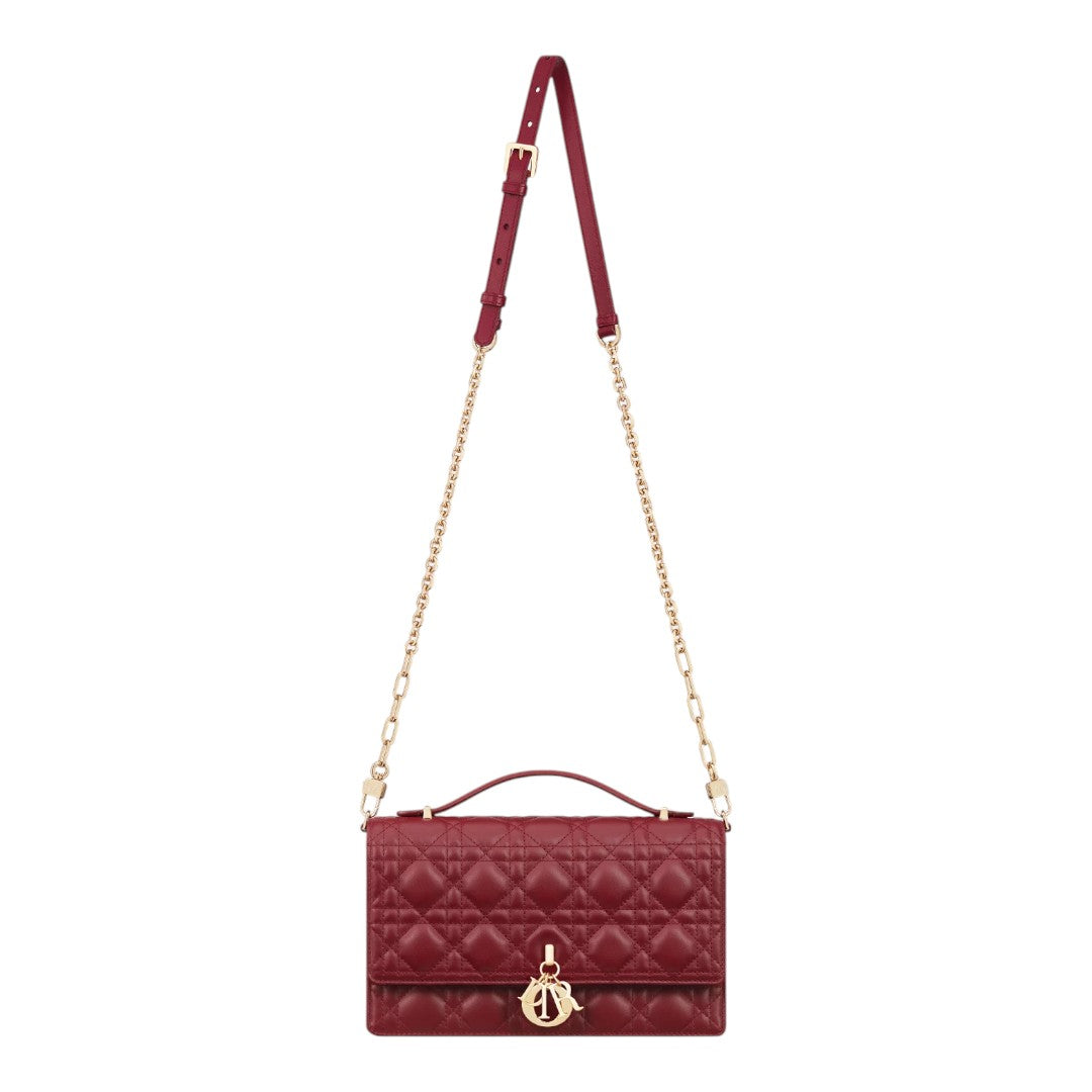 CHRISTIAN DIOR