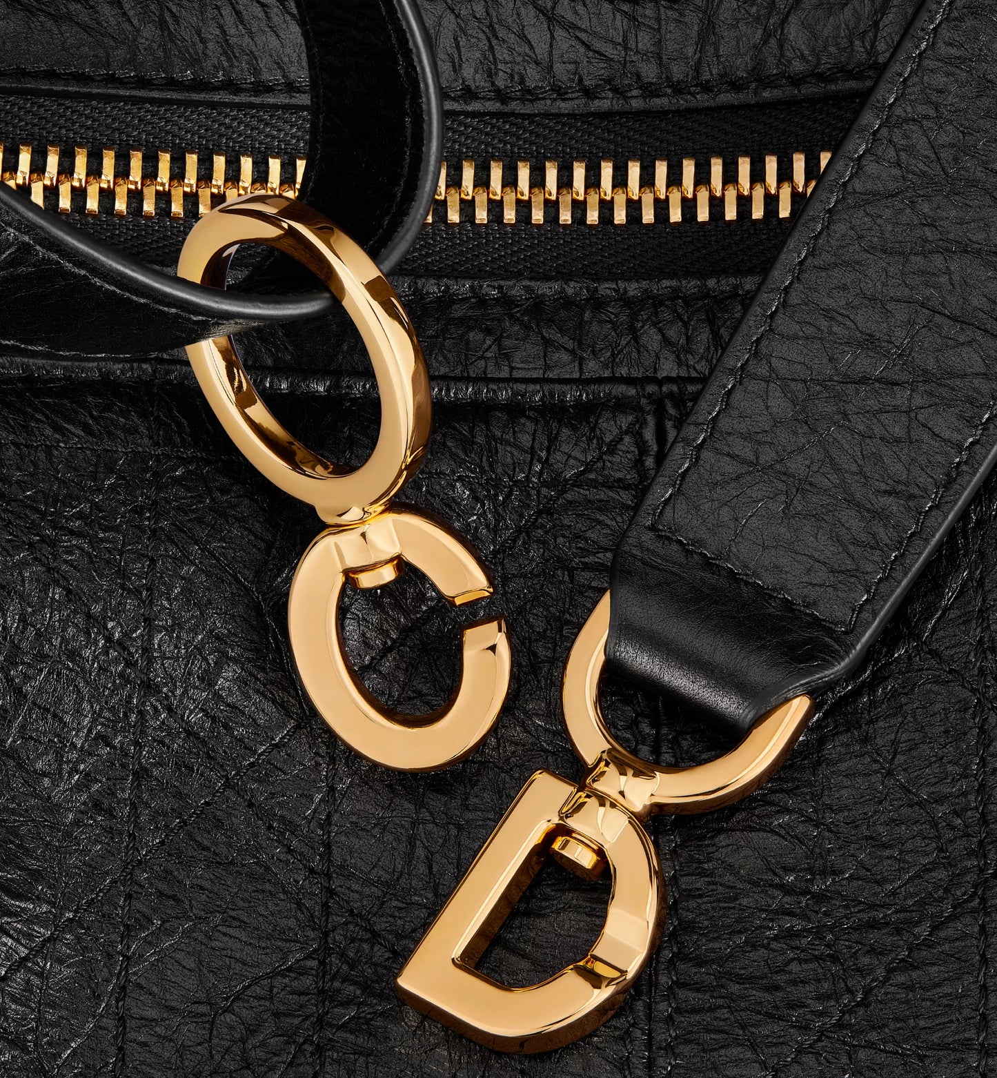 CHRISTIAN DIOR