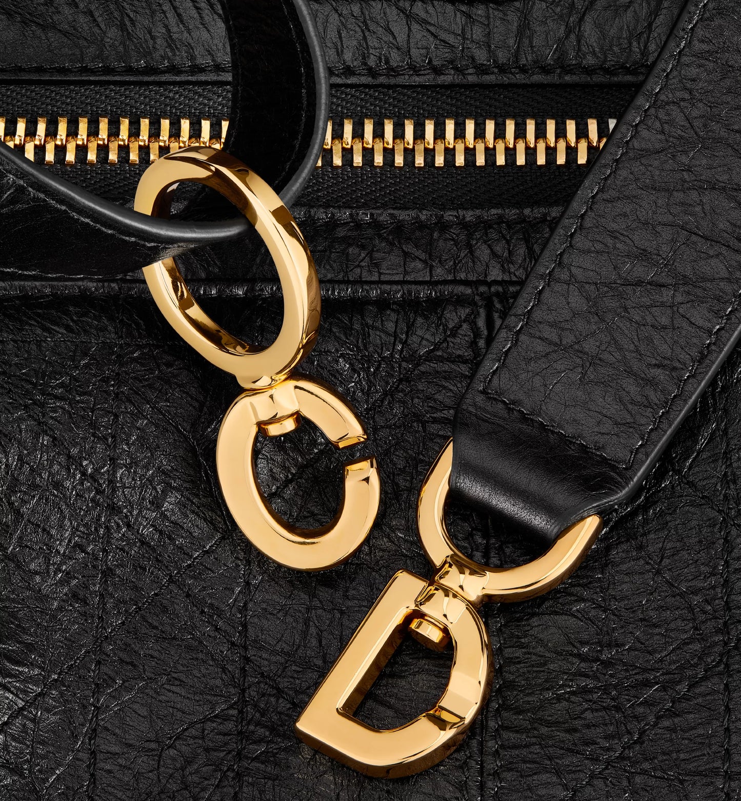 CHRISTIAN DIOR