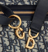 CHRISTIAN DIOR