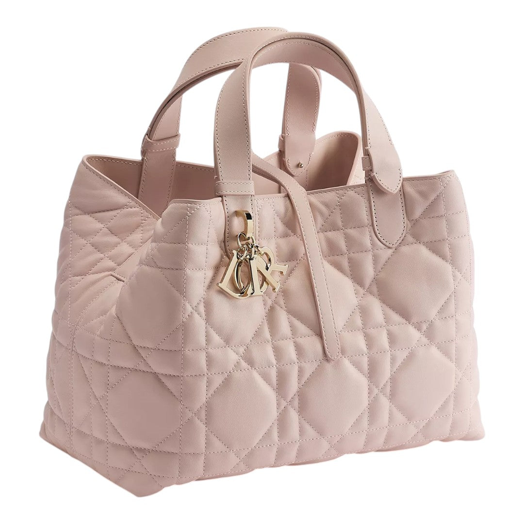 CHRISTIAN DIOR