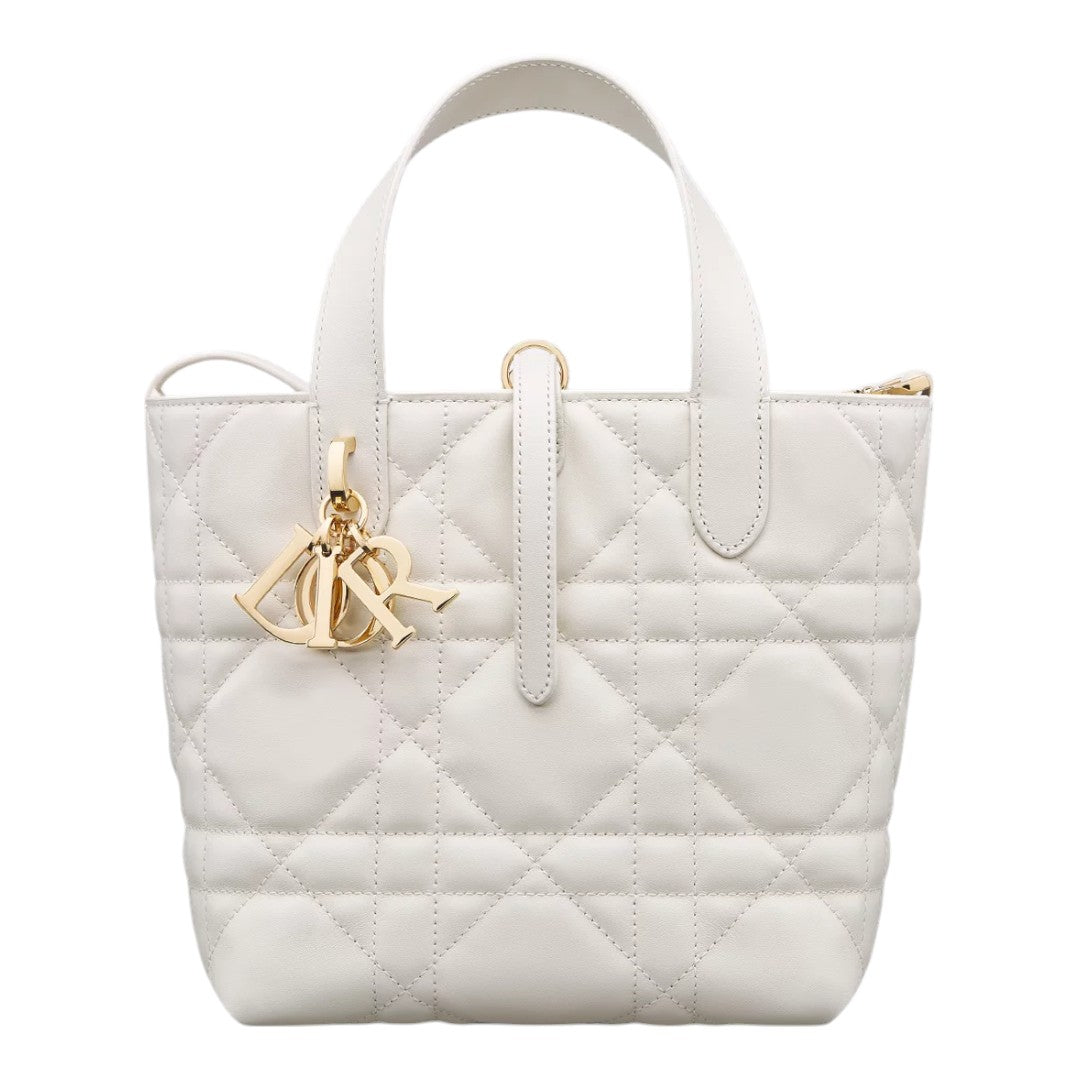 CHRISTIAN DIOR