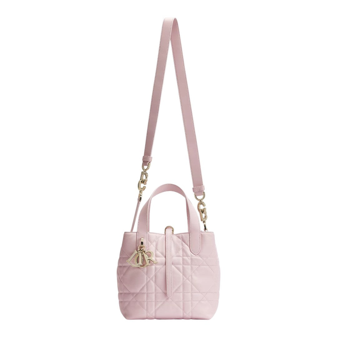CHRISTIAN DIOR