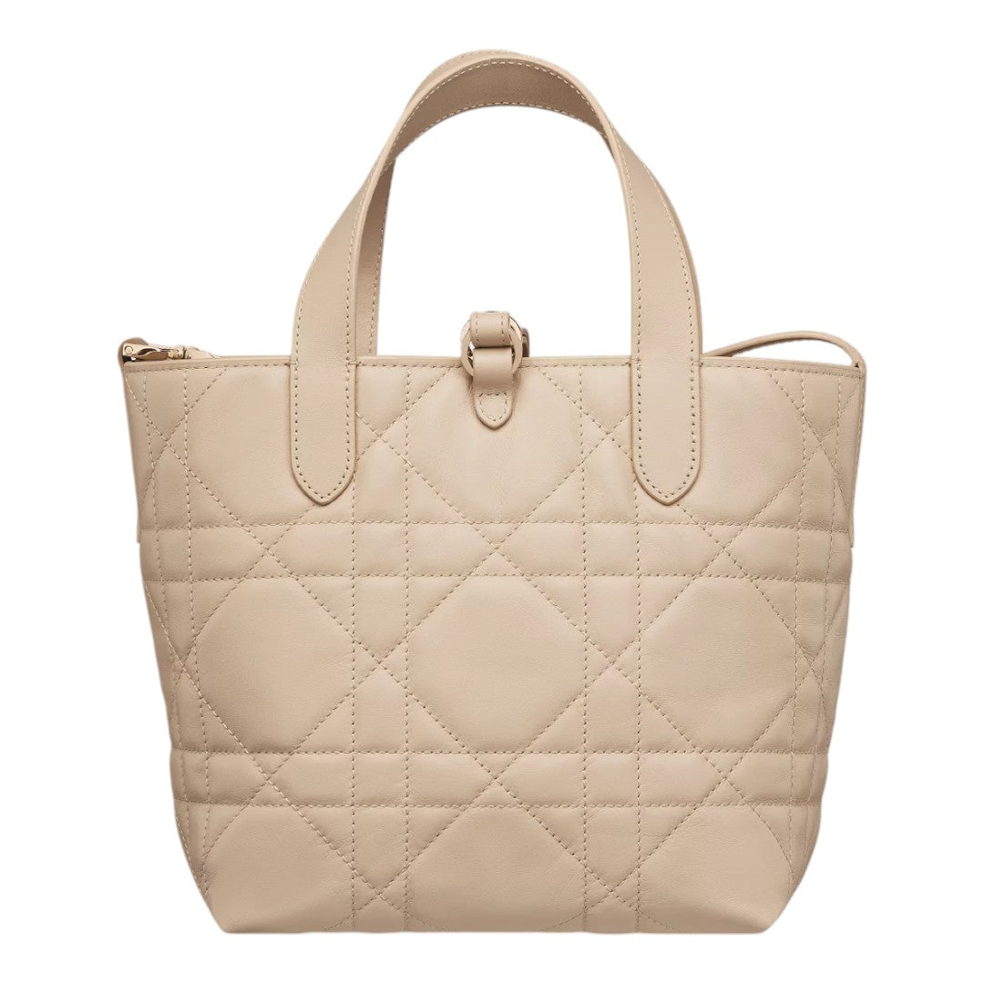 CHRISTIAN DIOR