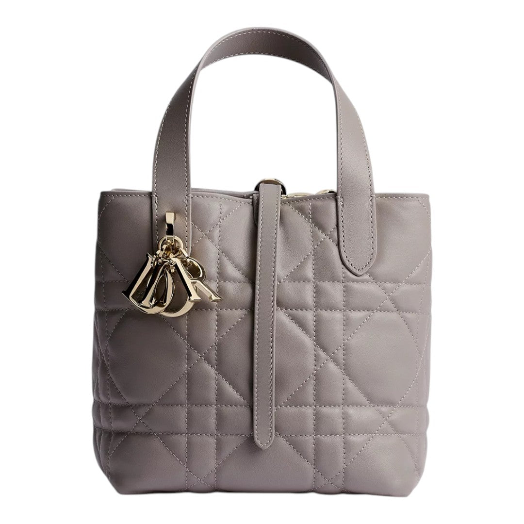 CHRISTIAN DIOR