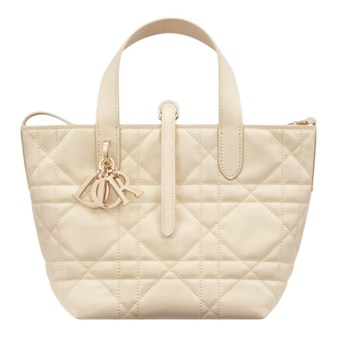 CHRISTIAN DIOR
